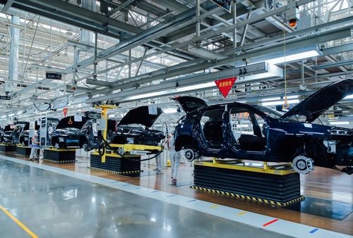 2021車圈熱詞盤點 華為、混動、OTA，個個火遍汽車圈